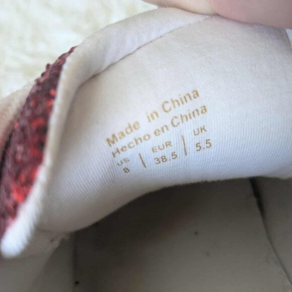 Red Glitter Runners - Picture 4 of 5